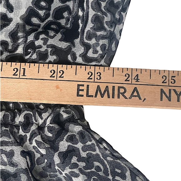 Adrienne Vittadini Black & White Paisley Design Beaded B-Neck Blouse Size XL EUC - Picture 12 of 14